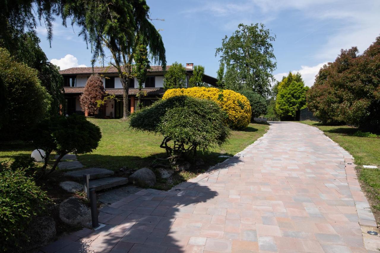 Villa De Alberti ヴェルジャーテ エクステリア 写真